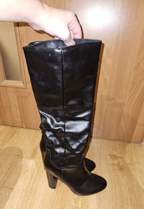 Kozaki czarne wkładane 37