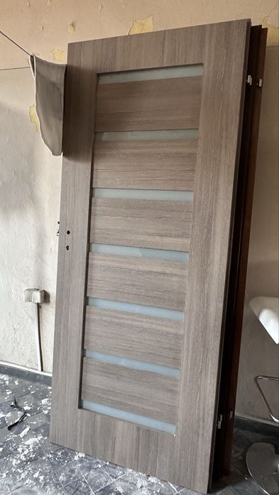 Drzwi powystawowe Będzin