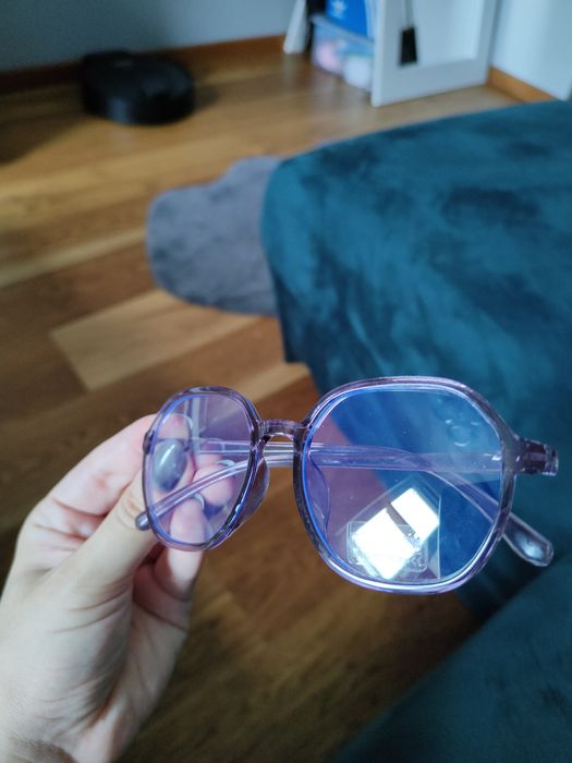 Plastikowe okulary zerówki