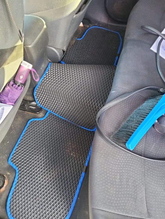 Ніссан ліф 2013 р