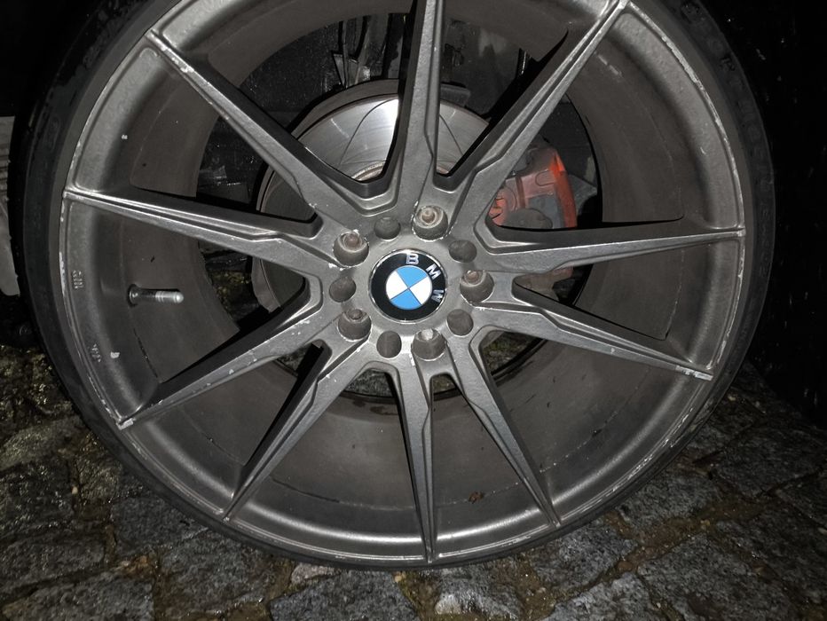 Vendo jantes e pneus 19