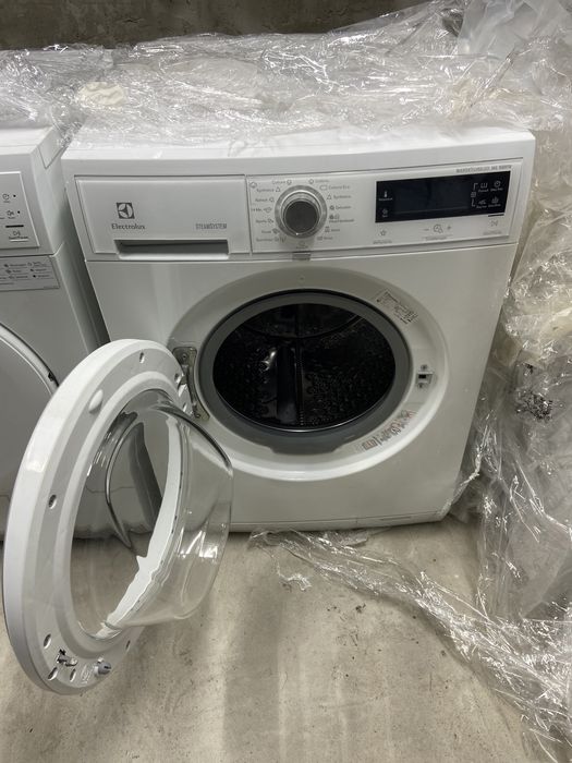 Комплект Elektrolux  пралка з сушкою