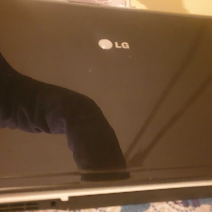 LG E500 – Windows 10 – Office 2024 – 80€ ou para peças