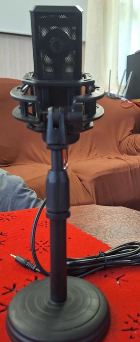 Mikrofon studyjny, do laptopa, nagrywania.
