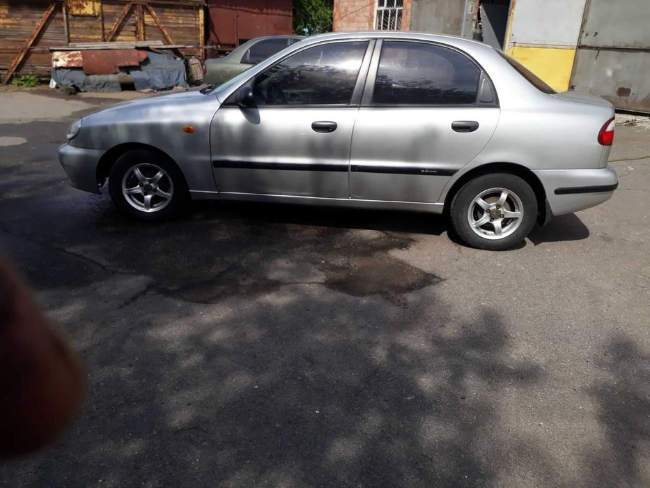 Автомобіль Daewoo Lanos, вип. 2005 р. Автосалон м. Київ.