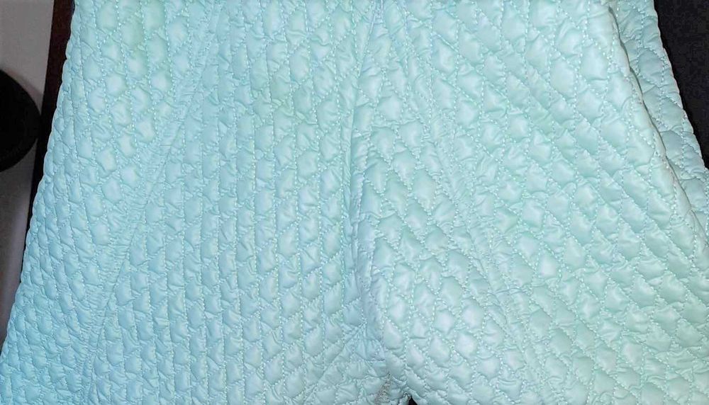 Miętowa pikowana kurtka Ika rozmiar 42 / L