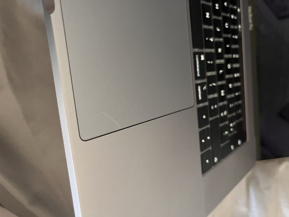 mac book pro 2017 i7 512g