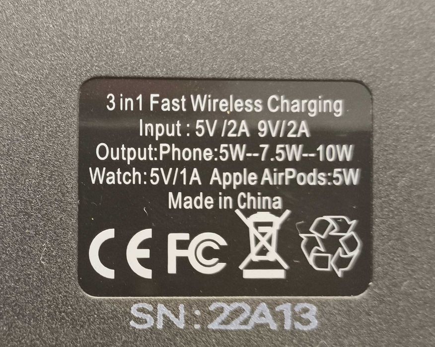 Ładowarka indukcyjna KKM 10W Apple Watch i AirPods [2478]