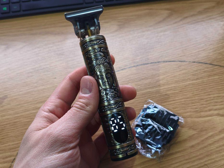 Máquina Aparador Barba Cabelo | Com ecrã LED | NOVA