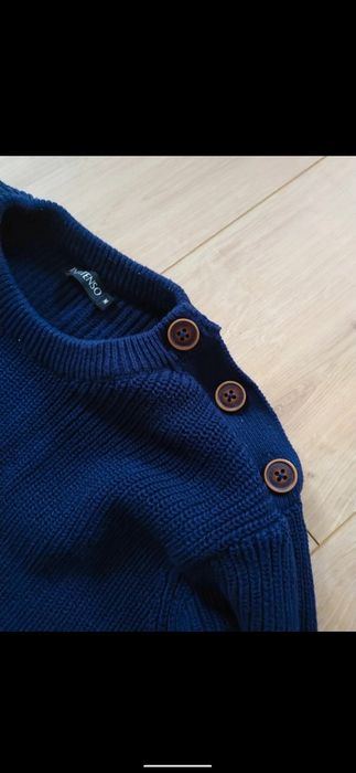 Męski sweter granatowy M