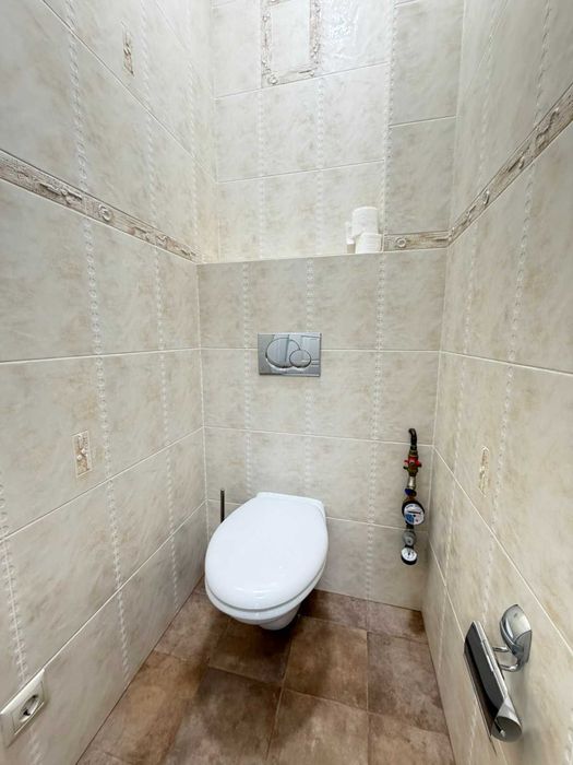 Оренда 3 кім. квартири по вул. Тютюнників