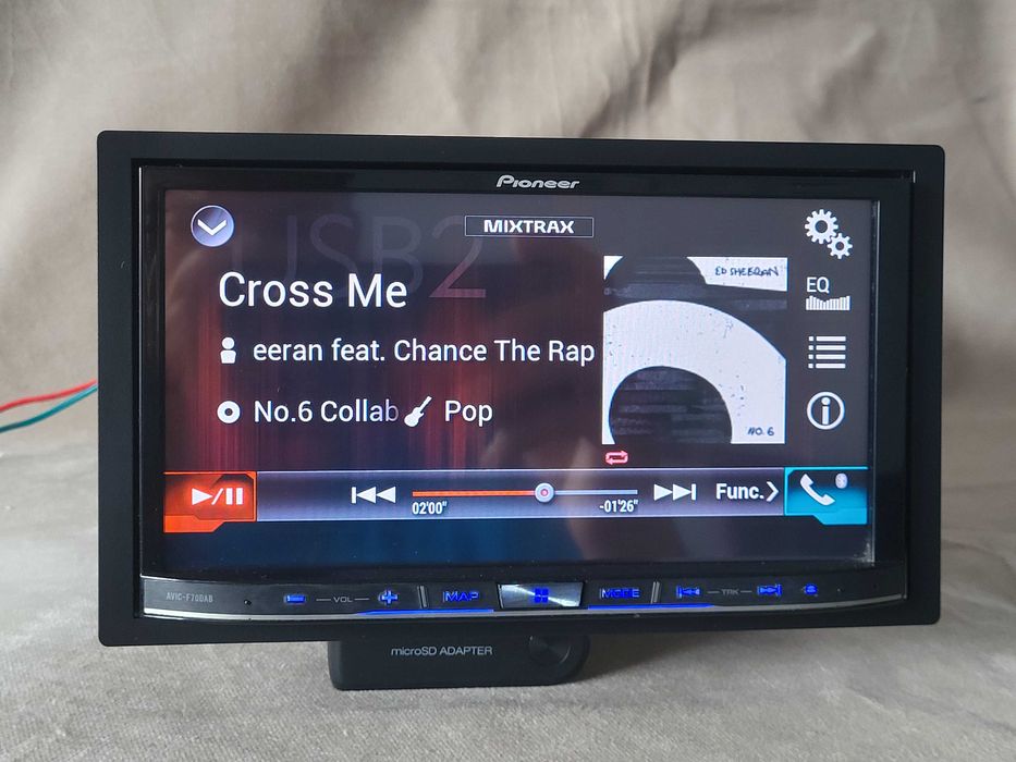 Pioneer AVIC-F70DAB Bluetooth USB/DVD Android Auto CarPlay 7 Cali