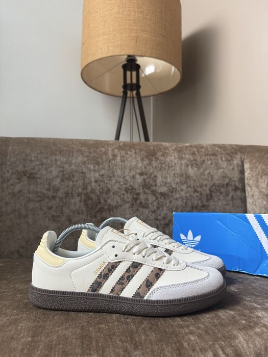 Sapatilhas Adidas samba bege/leopard