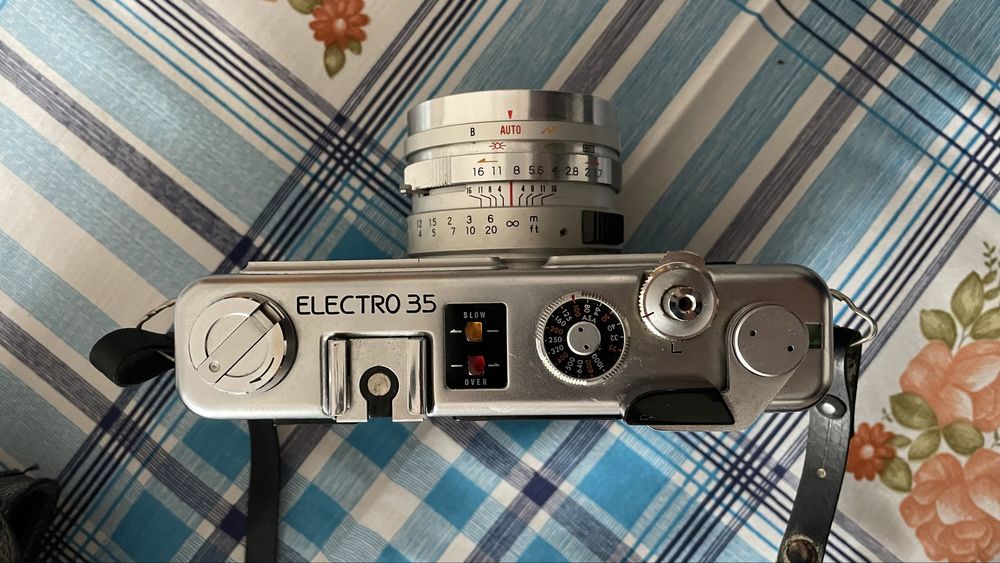 Máquina Fotográfica Yashica