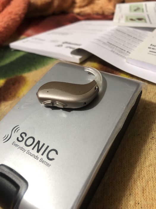 Слуховой аппарат 2шт. В робочем отличном состоянии, практически новый