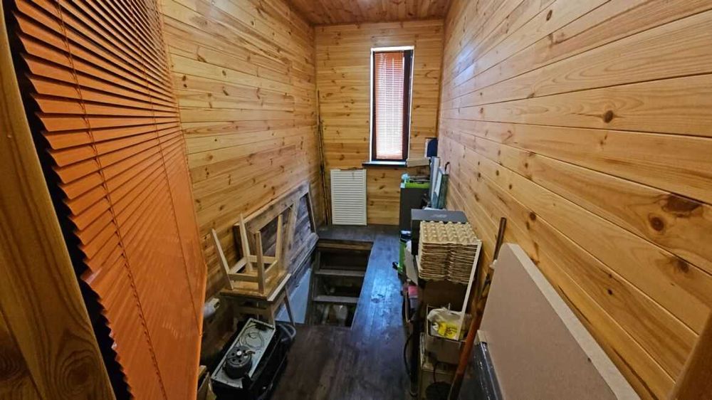 Продажа 2 этажного дома с верандой и участком на 41.5 сотки, 103 кв. м