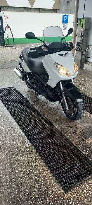 Scooter yamaha xmax 125