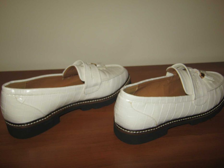 Półbuty białe Dorothy Perkins rozm 7