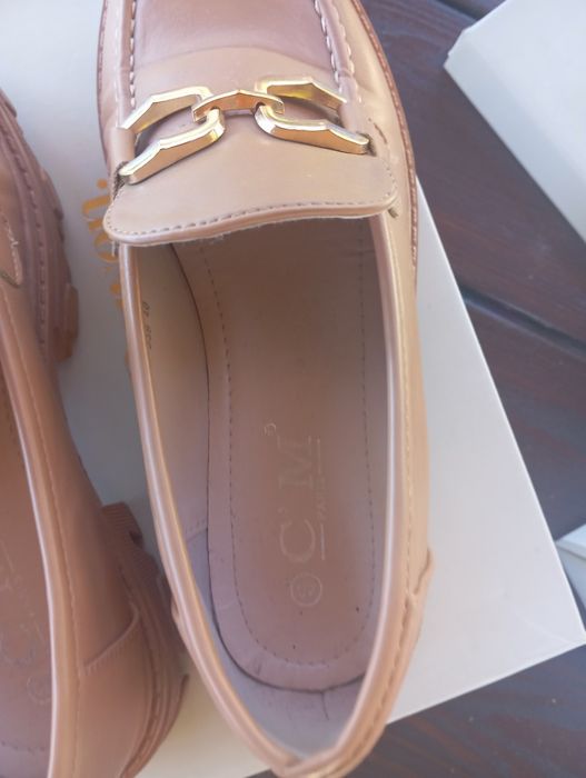 Loafersy z klamrą rozm. 40