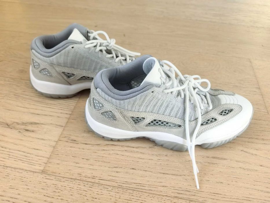 Buty Air Jordan 11 Retro Low r. 40