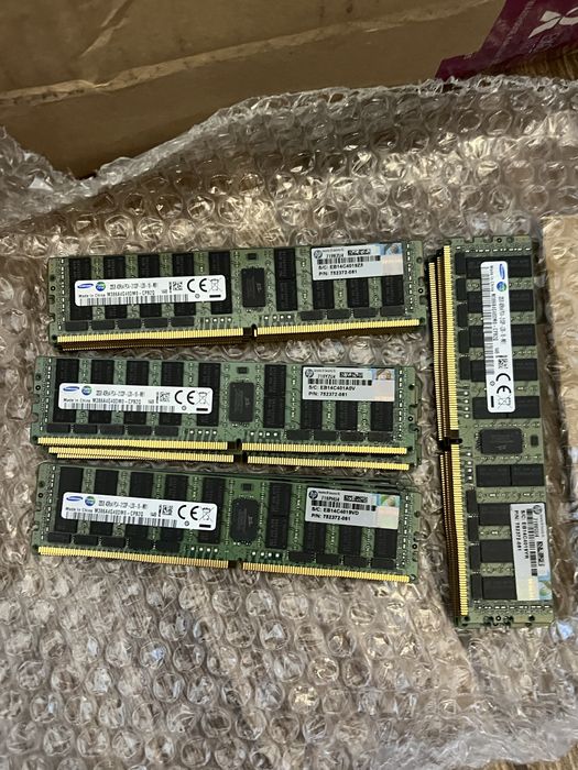 Pamięć ram Samsung DDR4 19x32GB 2133mhz ECC