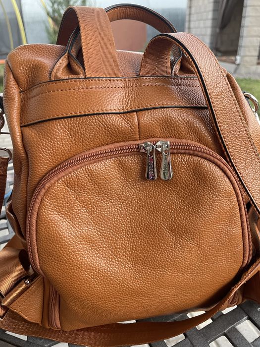 Кожаный рюкзак с защитой от кражи