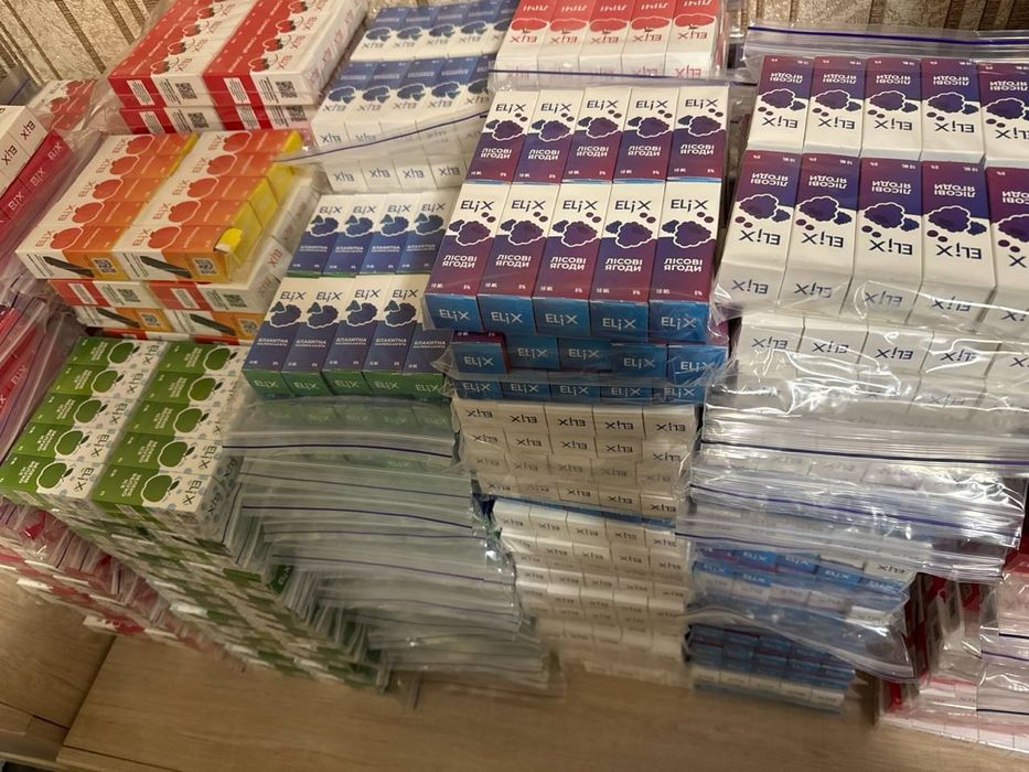 Рідина для POD-систем
Великий вибір смаків.
Є готова рідина та самозам