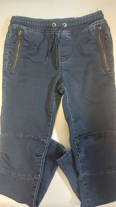 Продам джинсы 158 рост