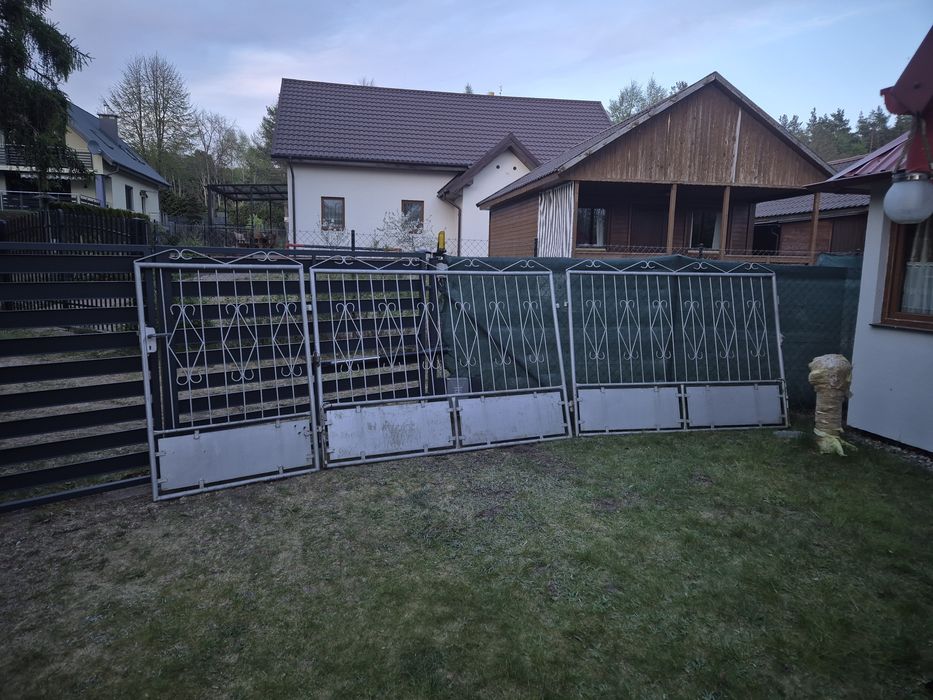 Brama wjazdową z furtką