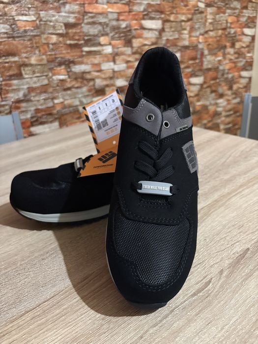 Sapatilhas biqueira de aço NOVAS!