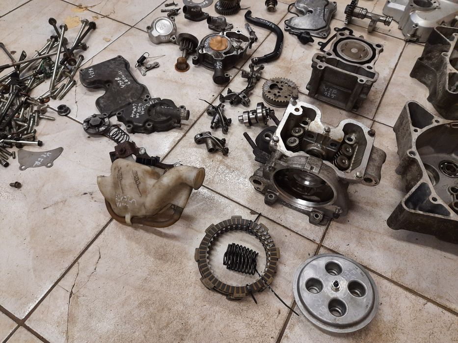 Yamaha YZF R 125 silnik części yzf-r 08-13r. Głowica cylinder karter