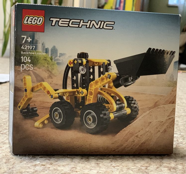 LEGO Technic Екскаватор-навантажувач 42197