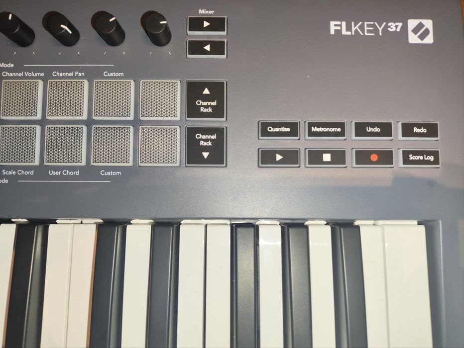 FL Key 37 – kontroler MIDI do FL Studio | stan bardzo dobry