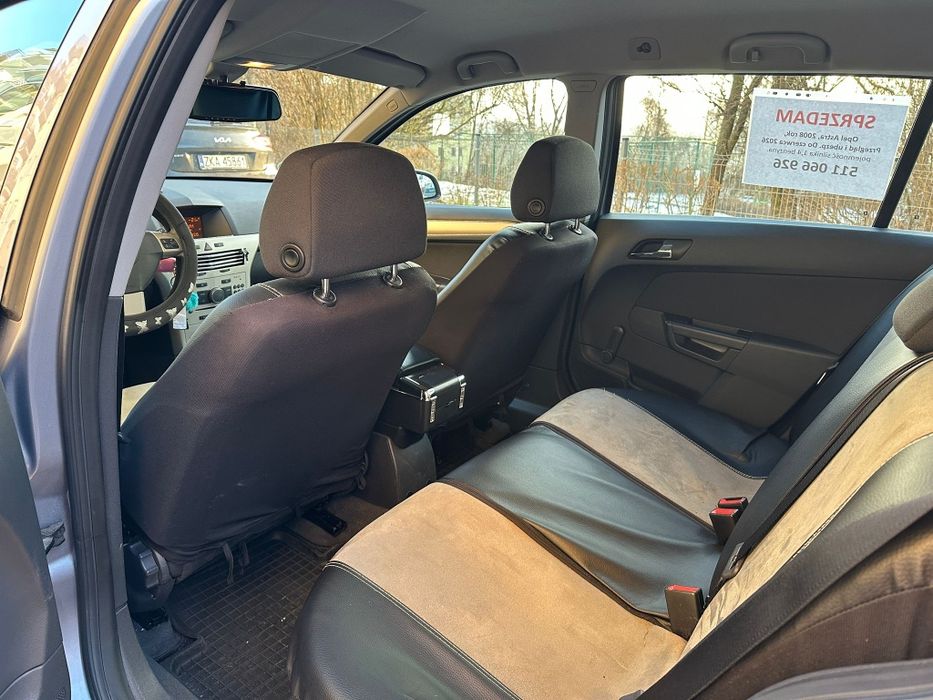 Opel Astra kombi 2008