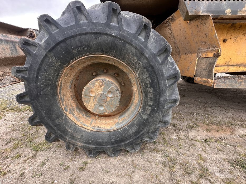 VOLVO EW160C – Escavadora de Rodas