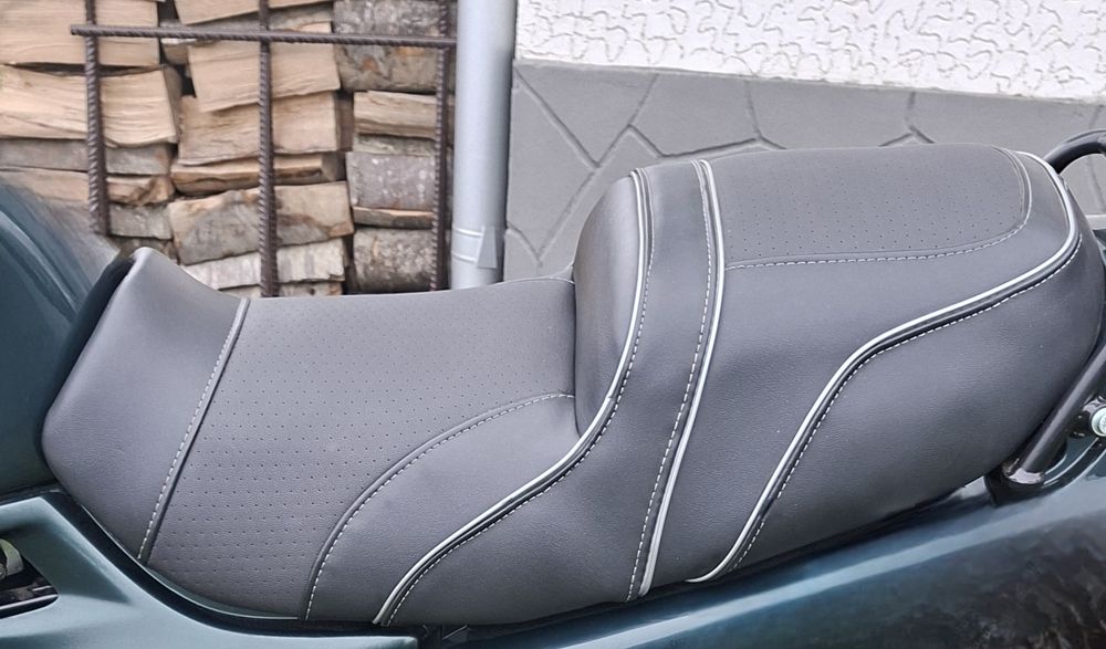 Продам сидіння Honda cb 500