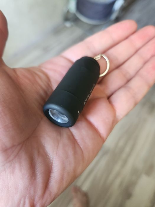 Продам новий ліхтарик