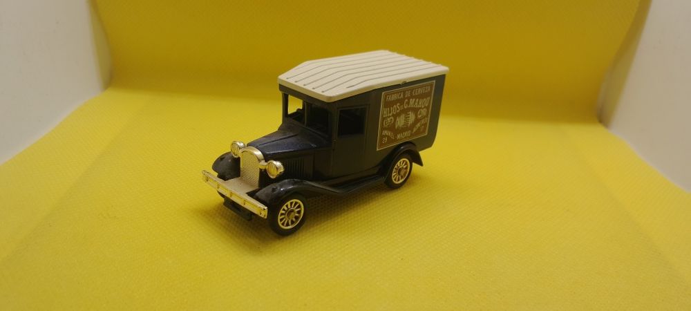 20 Miniaturas Carrinhas Transporte