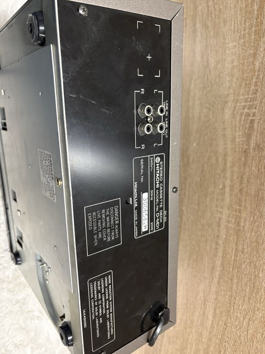 Hitachi D-MD1 to magnetofon