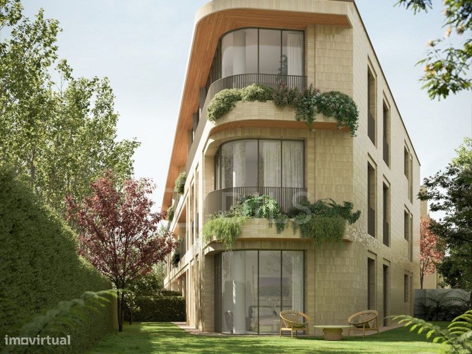 Apartamento T2 com jardim na Foz do Douro