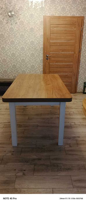 Stół używany ładny