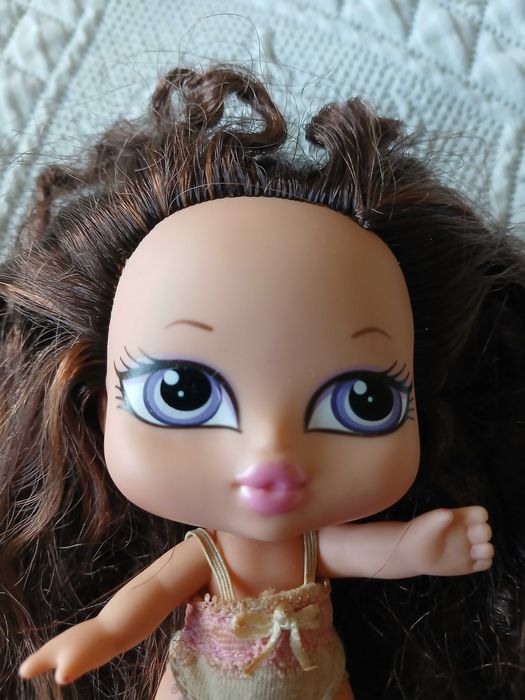 Boneca Bratz Babyz Dana