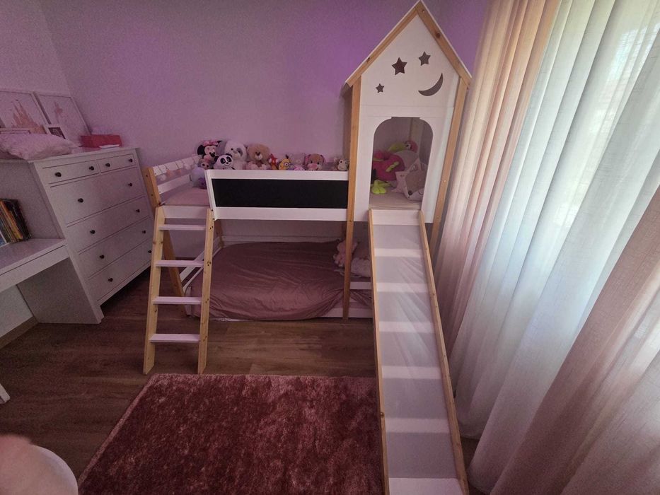 Cama beliche com escorrega