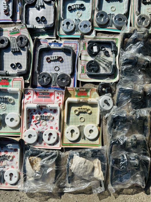 Klamki do bramek/drzwi - 47 szt