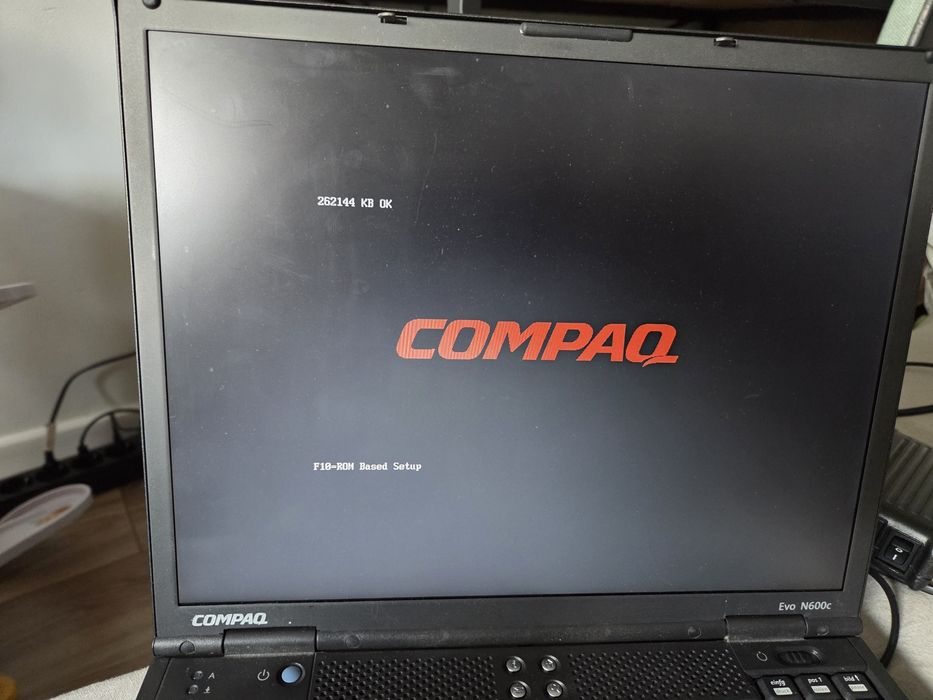 Laptop Compaq Evo n600 Intel pentium