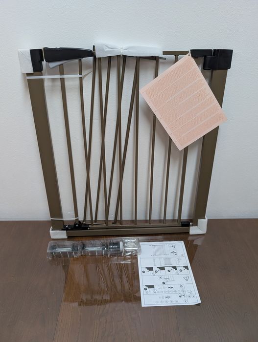 TIAKI Brązowa Bramka Ograniczająca z Panelem Bocznym dla Psa 78x77do103cm - NOWA
