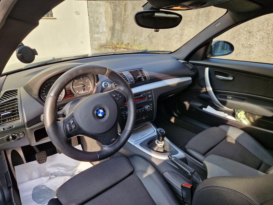 BMW série 1 123d  impecável