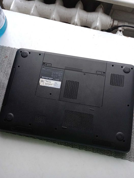 Laptop Dell Inspiron N7110 17.3"/Pentium b950 2,10ghz/ddr3 8gb/500gb