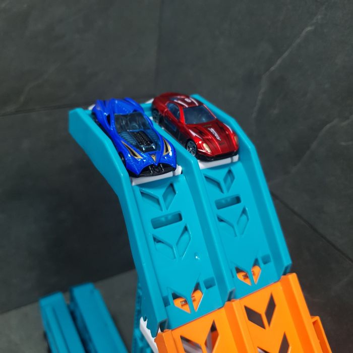 Автовоз, трек, запускачка, вантажівка-гараж, машинка трансформер,