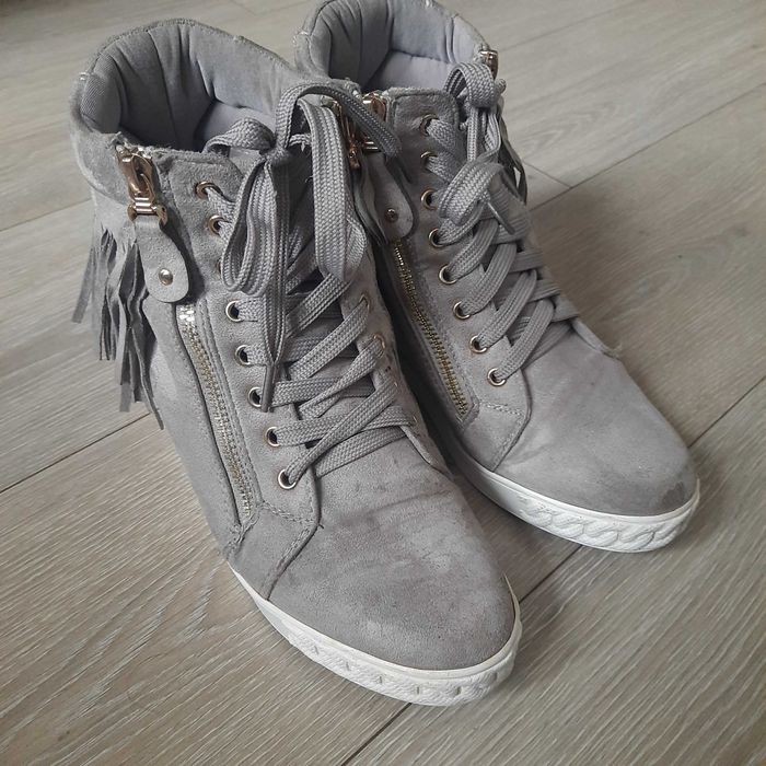 Botki damskie zamszowe szare 39 na koturnie